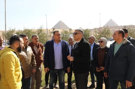 محافظ الجيزة يتفقد أعمال التطوير بالمنطقة المحيطة للمتحف المصري الكبير والمنطقة الأثرية
