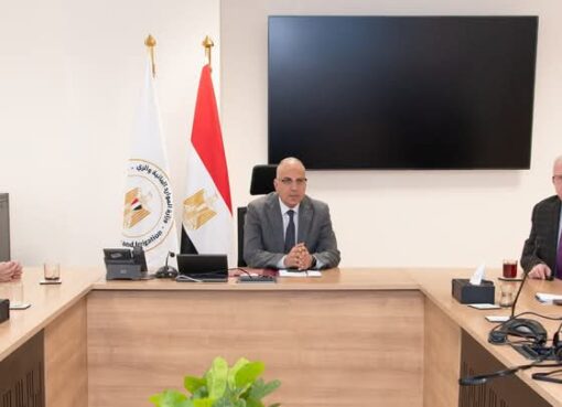 وزير الري يبحث مع “الوطنية للمقاولات” موقف المشروعات المشتركة وسرعة تنفيذها