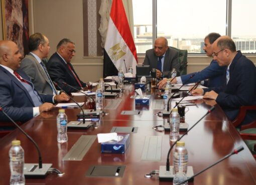 وزير الكهرباء يبحث مع رئيس “المنطقة الاقتصادية للمثلث الذهبي” فرص الاستثمار وزير الكهرباء
