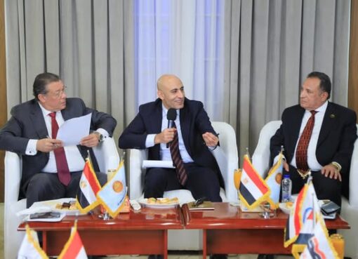 وزير التربية والتعليم يستعرض رؤية الوزارة لتطوير المنظومة التعليمية ومقترح “شهادة البكالوريا المصرية” في ندوة لحزب “الشعب الجمهوري” وزير التربية والتعليم