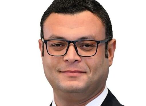 وزير الإسكان: تكثيف أعمال تطوير الطرق والمرافق بالمناطق الصناعية بـ6 أكتوبر والسويس الجديدة
