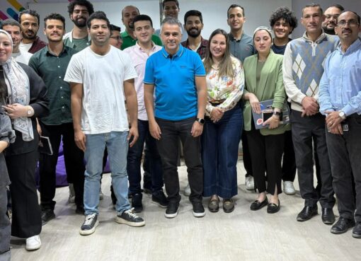 فريق عمل مؤسسة شباب القادة