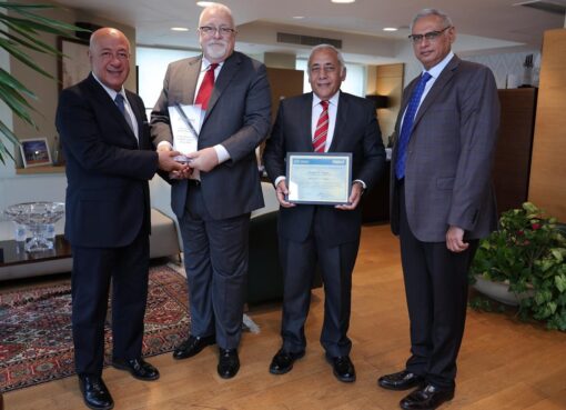 شركة “’ Madico” الأمريكية تكرم البنك الأهلي المصري