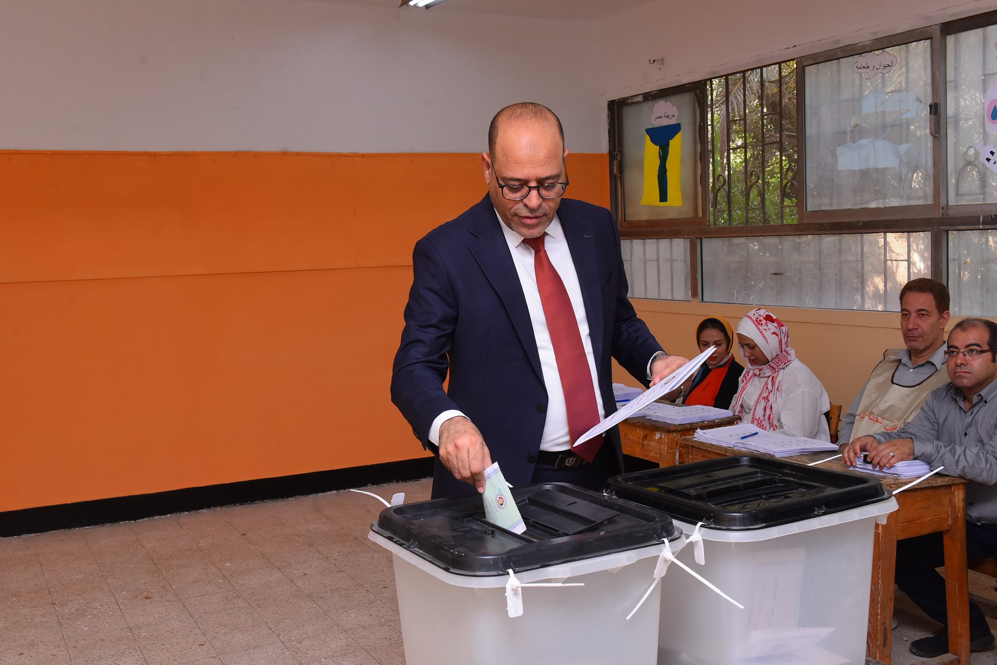 وزير العمل