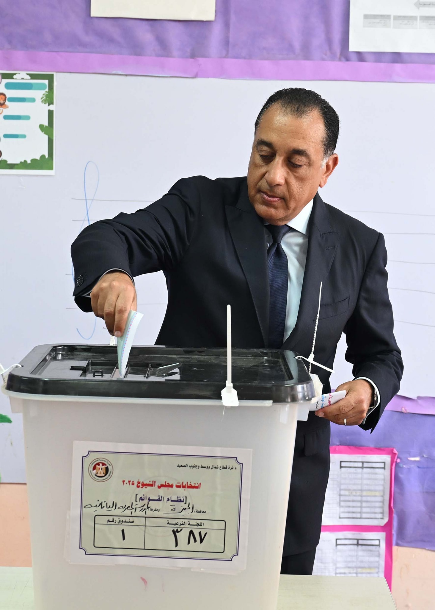 الدكتور مصطفي مدبولي رئيس مجلس الوزراء