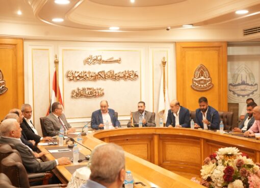 رئيس الشعبة العامة للمستلزمات الطبية: انفراجة فى أزمة الديون المتراكمة للشركات لدى هيئة الشراء الموحد