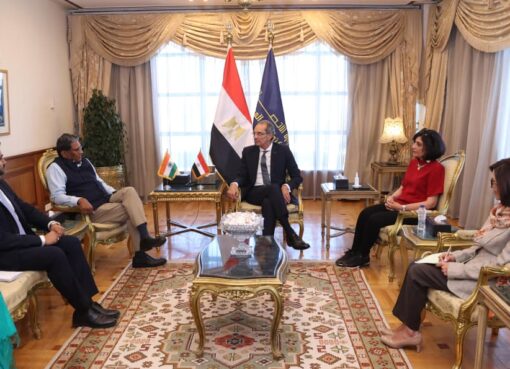 وزير الاتصالات يبحث مع سفير الهند تعزيز التعاون والاستثمارات فى تكنولوجيا المعلومات والذكاء الاصطناعى
