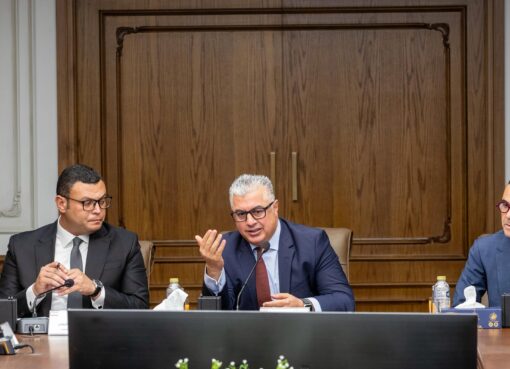 بإيرادات قياسية 11,6 مليار جنيه.. مجلس إدارة اقتصادية قناة السويس يعتمد الحساب الختامي للعام المالي المنقضي 24-25 الهيئة العامة للمنطقة الاقتصادية لقناة السويس