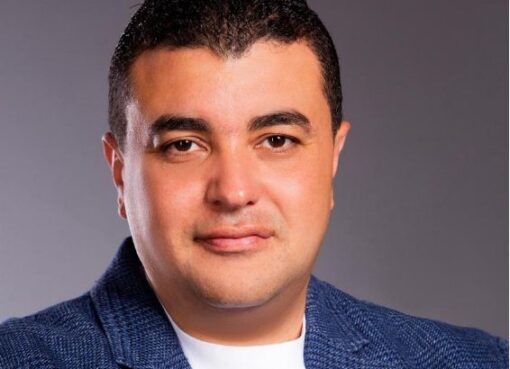 شادي الكومي يهنئ الشعب المصري والقوات المسلحة بذكرى انتصارات أكتوبر المجيدة