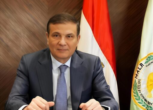 وزير الزراعة يحيل مخالفات “الجمعية التعاونية بالعسيلية” للنيابة العامة.. ويشدد: “لا تهاون مع الفساد أو المساس بحقوق المزارعين